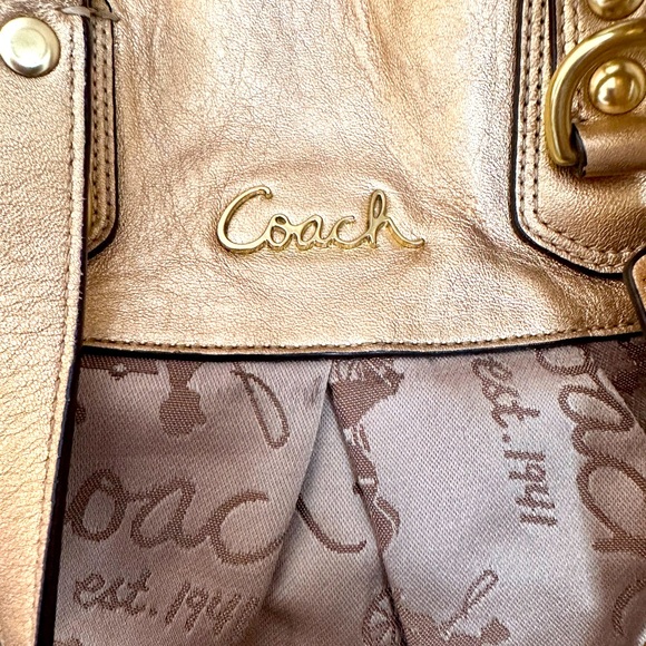 Coach Bag - Picture 3 of 8